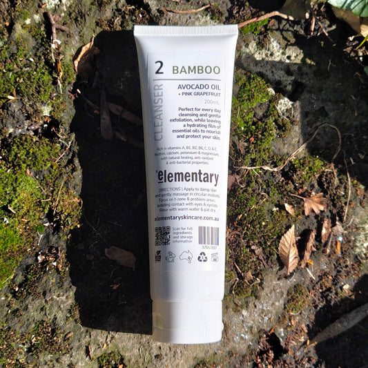 FACE | Facial Cleanser with Bamboo powder for light exfoliation